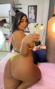 SussieRogers Colorful🌸 Immagine 