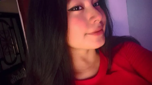 Zdjęcia Vick_daves_ 👄 𝘛𝘩𝘦 𝘤𝘰𝘭𝘰𝘳 𝘳𝘦𝘥 𝘪𝘴 𝘰𝘯𝘦 𝘰𝘧 𝘮𝘺 𝘧𝘢𝘷𝘰𝘳𝘪𝘵𝘦𝘴 👄:  2