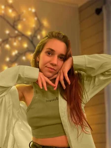 PetraHambelton Meeeeow Pic 2