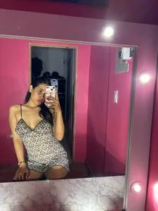 Public de NaughtyyMommyyy  2 photos