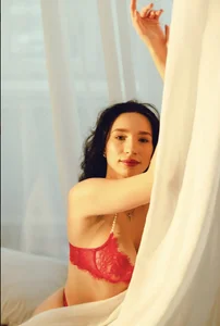 🥰 od AliciaBow  2 snímek