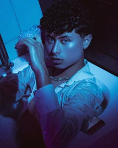 Noah_dupont_ In the Glow 🩵💜✨ 사진 3