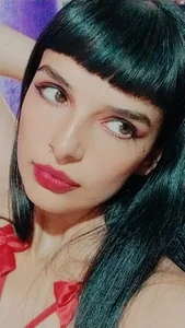 charllotee_dark My little face Pic