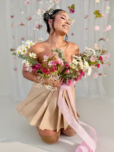 Nicolemorelli2 Do u wanna take a flower?🌸😚 Pic