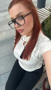 Amber_Gaze Just casual me Pic 6