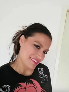 Juliana_milf_ Public slika 2