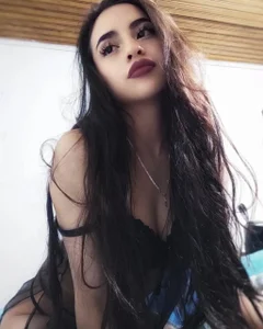 Zdjęcia Abril_Velvet_a_ Public:  4