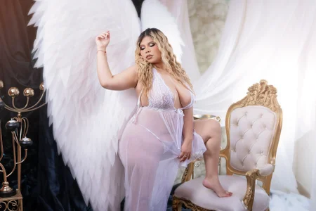 stephaniediaz FALLEN ANGEL Foto 2