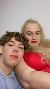 Zdjęcia Nikkysex-NoMercyNoTaboo Public: 