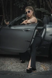 AnaStalin_のWild darknessの 6枚の写真