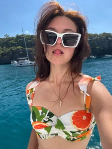 DelindaTosteのpreparing for vacationの 5枚の写真