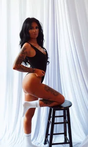 Missolivia_x Public Pic 3