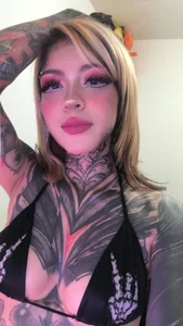 Nickidoll66_ Public Pic 8