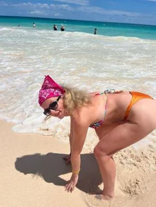 ENGLISHEMILY_69 Dominica Republic puta cana 🇩🇴🇩🇴 صورة واحدة|ENGLISHEMILY_69 Dominica Republic puta cana 🇩🇴🇩🇴 صورتان|ENGLISHEMILY_69 Dominica Republic puta cana 🇩🇴🇩🇴  4 صور|ENGLISHEMILY_69 Dominica Republic puta cana 🇩🇴🇩🇴  4 صورة