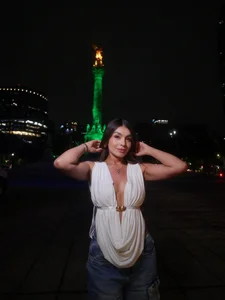 Holly_Brensonexx_ Mexico City Pic 3