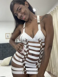 Alma_Stevenson I would love to feel you on my skin🥵 Pic