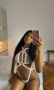 BeverlySteel White session 🤍 صورة واحدة|BeverlySteel White session 🤍 صورتان|BeverlySteel White session 🤍  2 صور|BeverlySteel White session 🤍  2 صورة