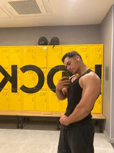 Brad_Summer: Your Trusted GymRat ( 3 фото)