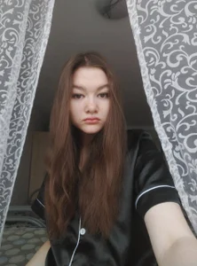 LewisThrone me^^ Pic 3