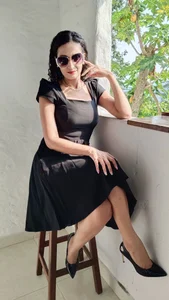 Holyjacky_ Do I look very serious? Pic 5