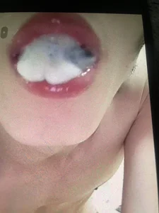 Zdjęcia yixianshen188 口爆:  4