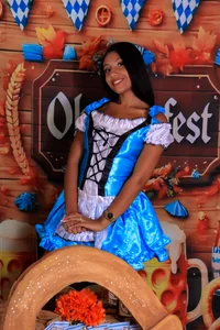 Enjoy the oktober fest party with me od naomi_kyse  4 snímek