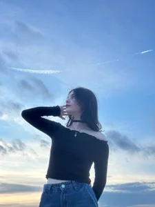 Zoe_Vee Public  6টি ছবি