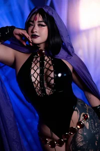 Bella__donne__ Let me be your Raven... Pic 5