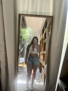 Krystal_Tx: Public ( 2 фото)