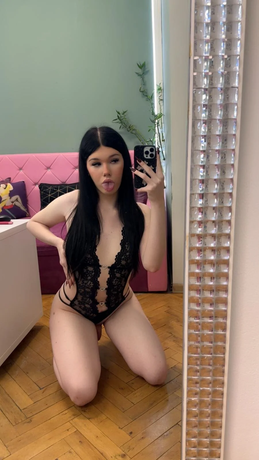 LovelyMell 님의 트렌드 중인 사진  1631개