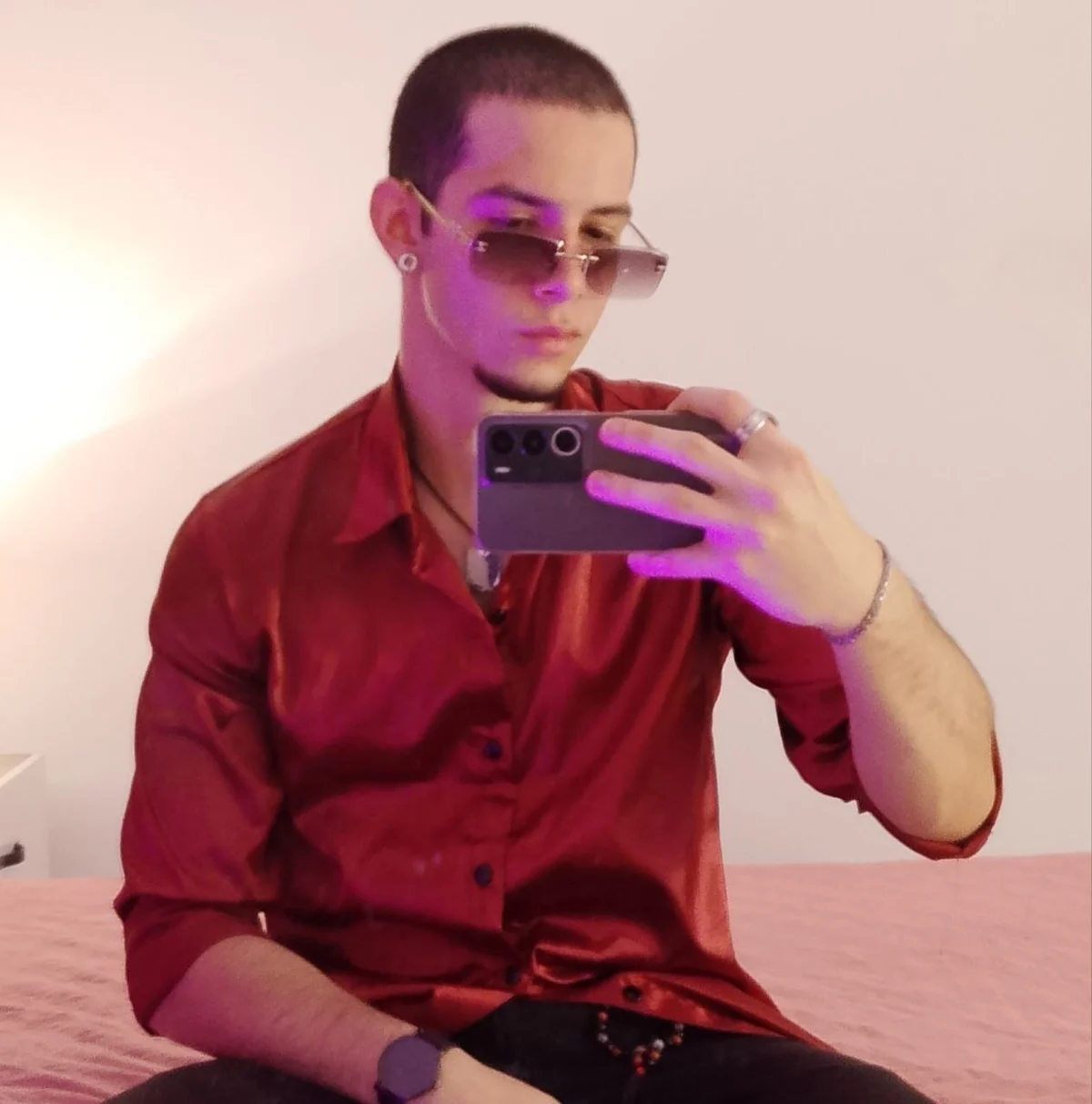 isaacblaze_ immagine di tendenza 2508