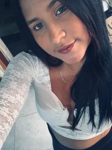 Andrea_AlbaradoPublic图片