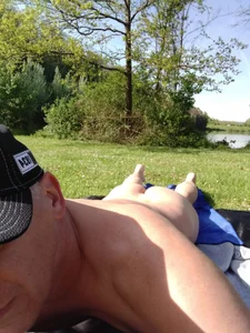 Immer zeigefreudig de Hotcamer Foto 7