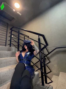 Leila_Carteer Would you let me arrest you? ⛓️‍💥 Foto