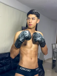 Matt_Jonnes Box Hình