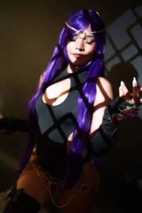 ari_kitsune Raven 🥵💦🙈💜 Foto