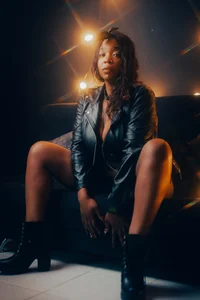 Charlotte__Brown_ HELLO TO SUBMISSIVE Pic 3