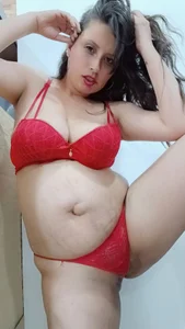 FOR SOLITARY PLEASURES de LIA--23  5 Imagens