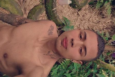 Public de _Logan_Colton_  4 photos