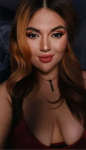 becca_diamond I can become love in the shadows Pic 5