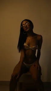 luna_valen Public Pic 5