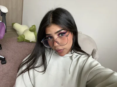 cutestephuwu My wider jacket Pic 4