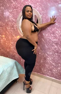 WALESKABBW_ASS this woman is amazinggg 🫨✨ Pic 5