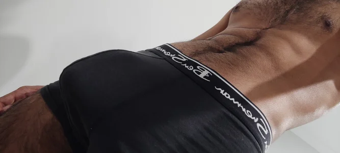 LustitiousPublic图片