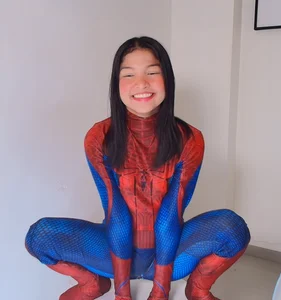 Charlothe_capellのSpider women 🕷️の枚の写真