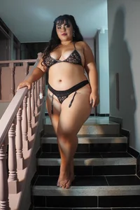 EmmaSymon Public Pic 9