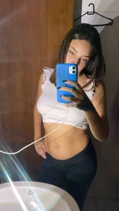 Marinalopesss's XXX Nude Photo 6