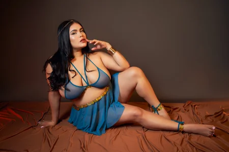 MeryStone Sultana of pleasures 💙🔥 Pic 4