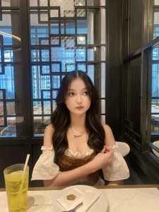 Melly9 Public Immagine 