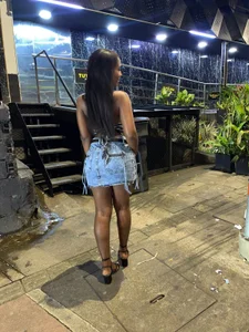 rebeca_cortez_ Night out 🌃 Pic